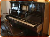 神戸北野 香りの家・オランダ ピアノ